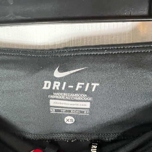 Nike Dri Fit Womens Capri Leggings Size XS - Picture 2 of 3